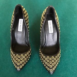 Steve Madden pump
